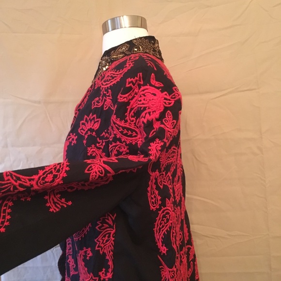 Chico’s Collectibles Red Black Embroidered Jacket - Picture 4 of 8